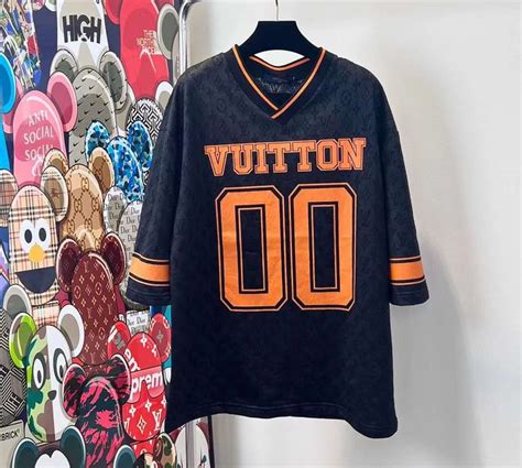 bauletti louis vuitton|Louis Vuitton football player.